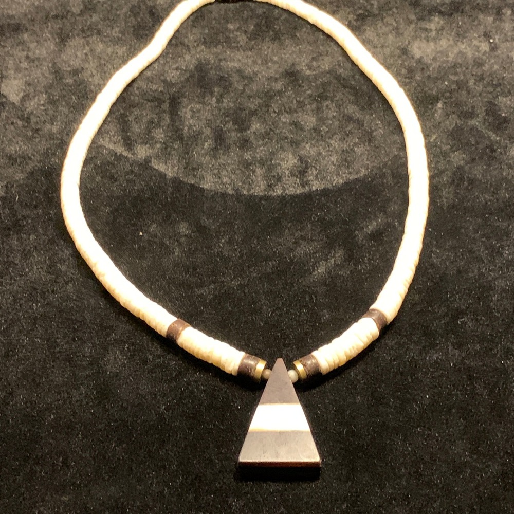 Vintage Heishi Shell Bead Necklace Inlay Triangle Pendant Wood Brass 16 Inch